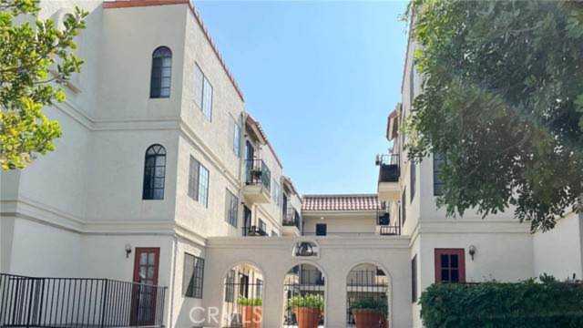 4205 Ohio Street #102 San Diego, CA 92104