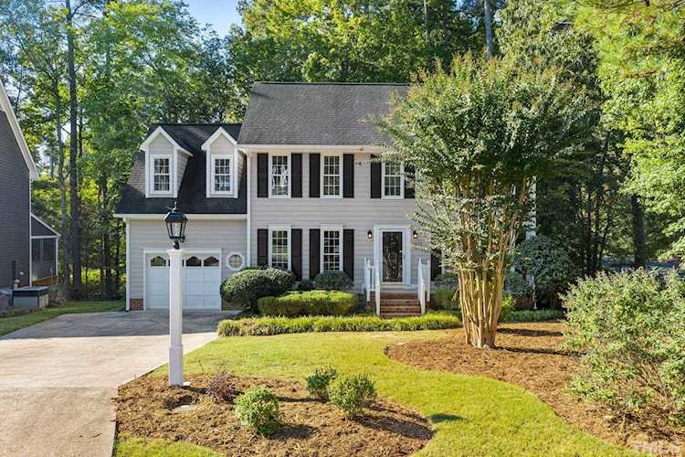 1830 Chedworth Court Chapel Hill, NC 27517