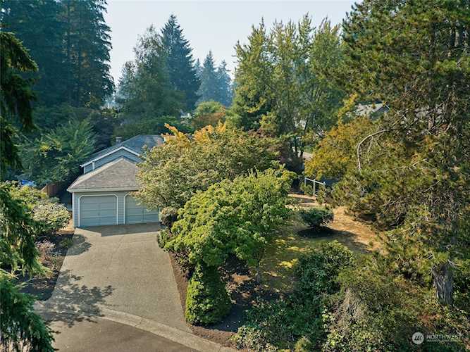 2880 160th Place NE Bellevue, WA 98008 | MLS® 1989627 Photo 1