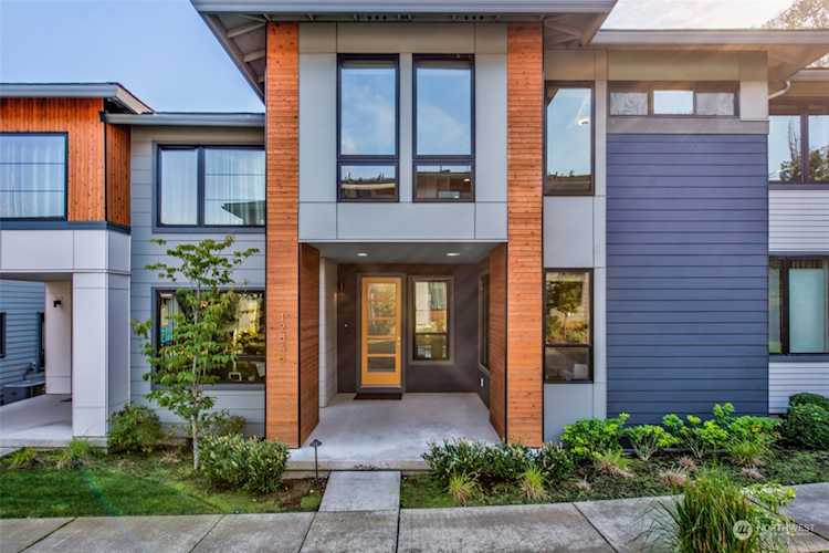 12848 SE 75th Lane Newcastle, WA 98056