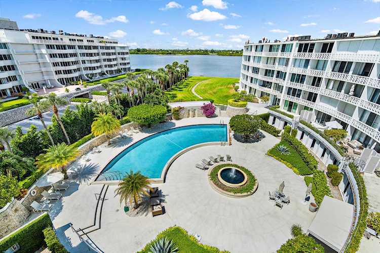 2760 S Ocean Boulevard #516 Palm Beach, FL 33480