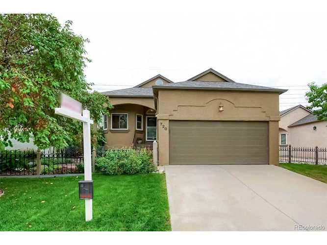 720 Club Cir, Louisville, CO 80027 – PHOTOS – MLS #9988586 Photo 1