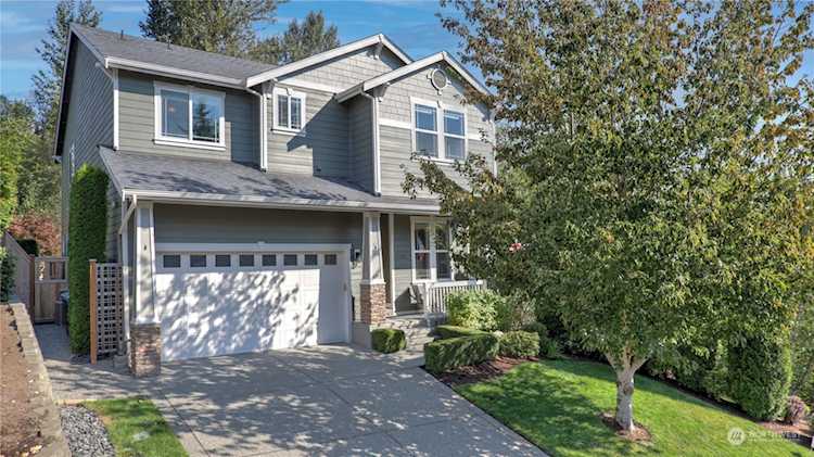 5930 NE 199th St Kenmore, WA 98028