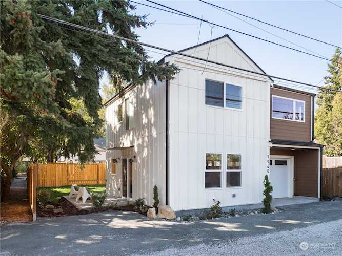 7940 28th Ave SW Seattle, WA 98126