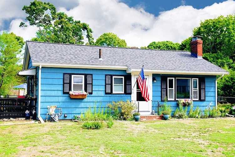 326 Pine St Weymouth, MA 02190