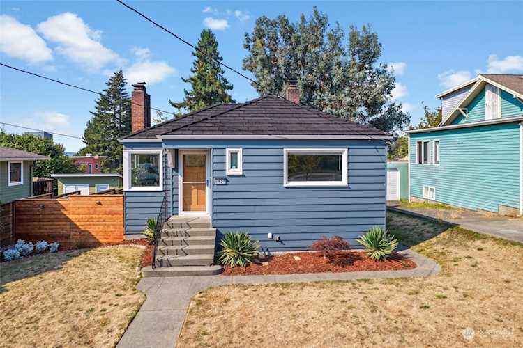 6627 Fauntleroy Way SW Seattle, WA 98136