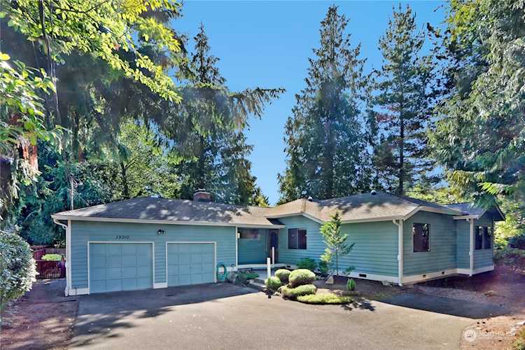 19310 Firlands Way N Shoreline, WA 98133
