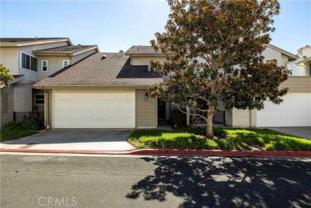 2377 Caminito Seguro Ocean Beach (San Diego), CA 92107