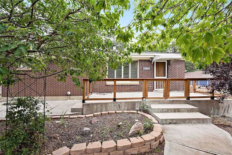 6174 Otis St Arvada, CO 80003