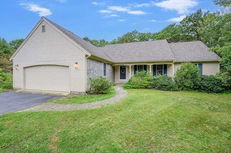 18 Strawberry Lane in East Dennis, MA - Century 21 New England Photo 1