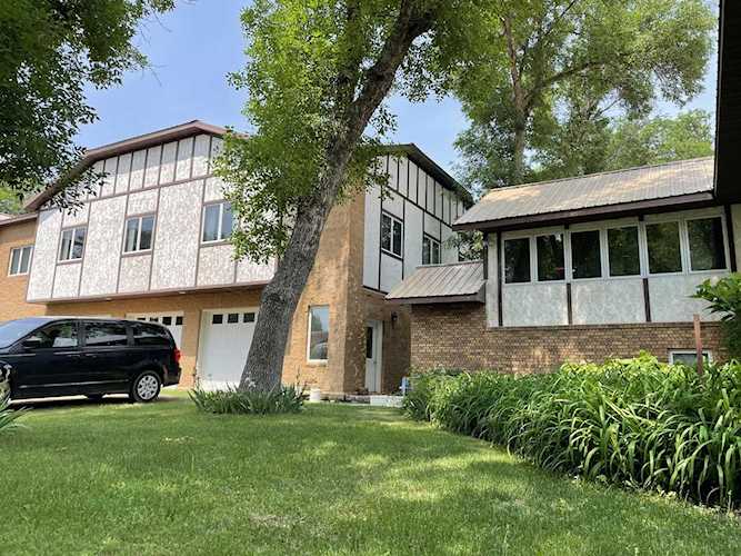 5102 16 St N Fargo, ND 58102