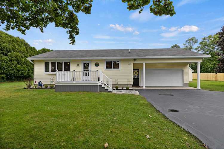 379 County Rd Scarborough, ME 04074