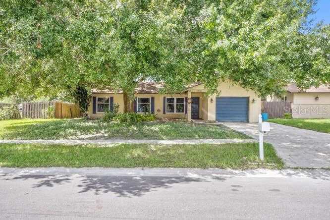 14316 Diplomat Dr Tampa, FL 33613
