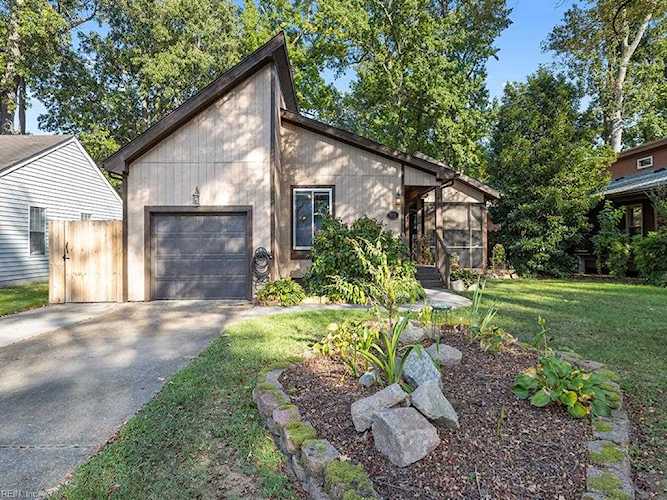 612 Grant Ave Virginia Beach, VA 23452
