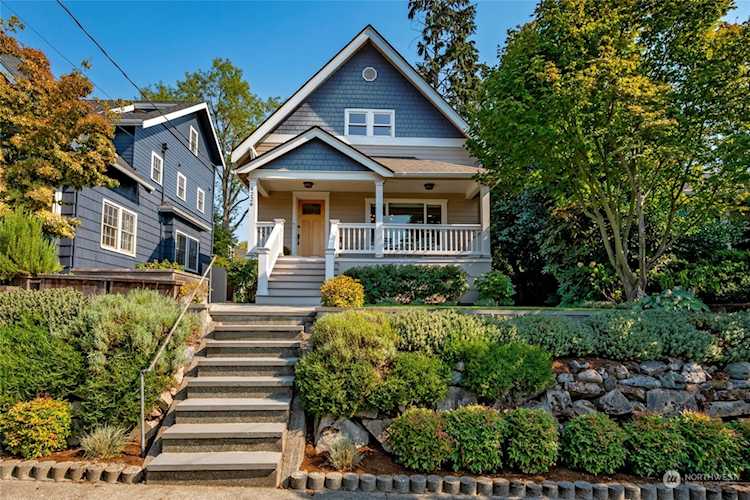 4226 Ashworth Ave N Seattle, WA 98103