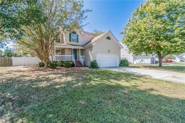 3703 Bridlepath Ln Suffolk, VA 23435