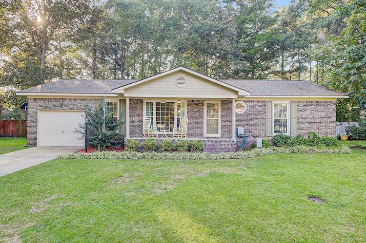 111 Tiffany Ln Summerville, SC 29483