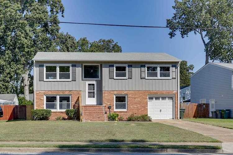506 Eubank Dr Hampton, VA 23666 | MLS 10457784 Photo 1