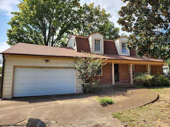 2349 Ridgeland St Memphis, TN 38119