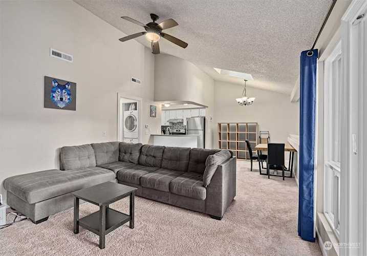 11502 NE 128th St #33 Kirkland, WA 98034