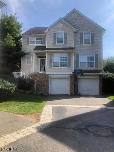 226 Winding Hill Dr Mount Olive Twp., NJ 07840 | The Maggee Miggins Group Photo 1