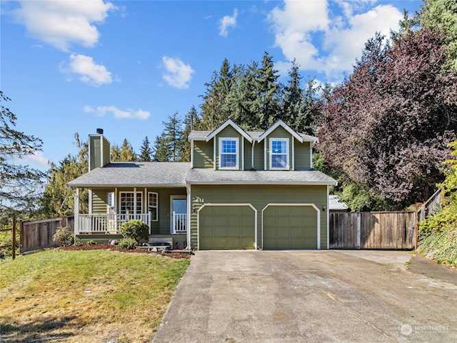 611 Williams Ct W Eatonville, WA 98328