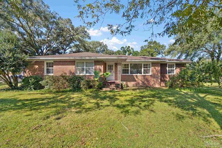 8815 Chemstrand Rd Pensacola, FL 32514 | MLS 616446 Photo 1