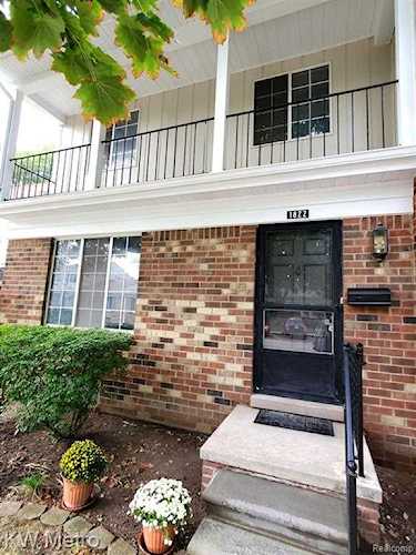 1822 Wickham, Royal Oak, MI 48073 in Coventry Park Homes Occpn 240|Oakland MLS# 60145146 Photo 1