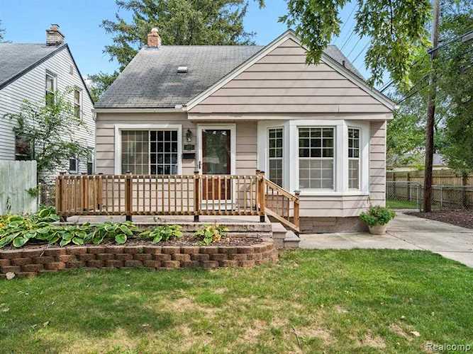 317 S Edison Royal Oak, MI 48067