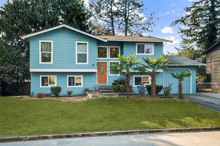 23611 130th Ave SE Kent, WA 98031
