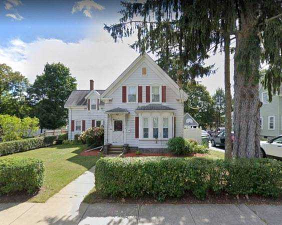 Easton, 8 Columbus Ave, MA, home for sale Photo 1