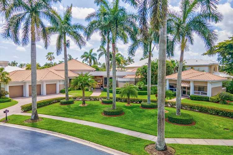 6100 Hollows Lane Delray Beach, FL 33484