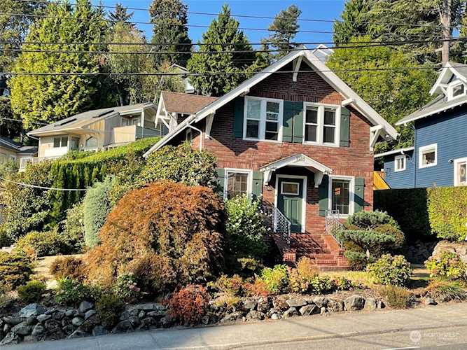 1503 Madrona Dr Seattle, WA 98122