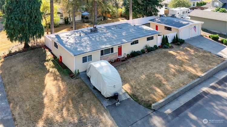 712 Dupont Ave Dupont, WA 98327