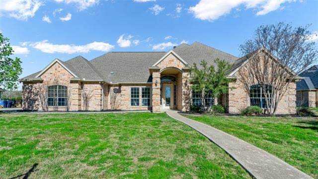 215 Augusta Court Aledo, TX 76008