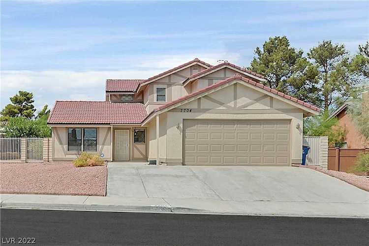 7704 Salishan Dr Las Vegas, NV 89147