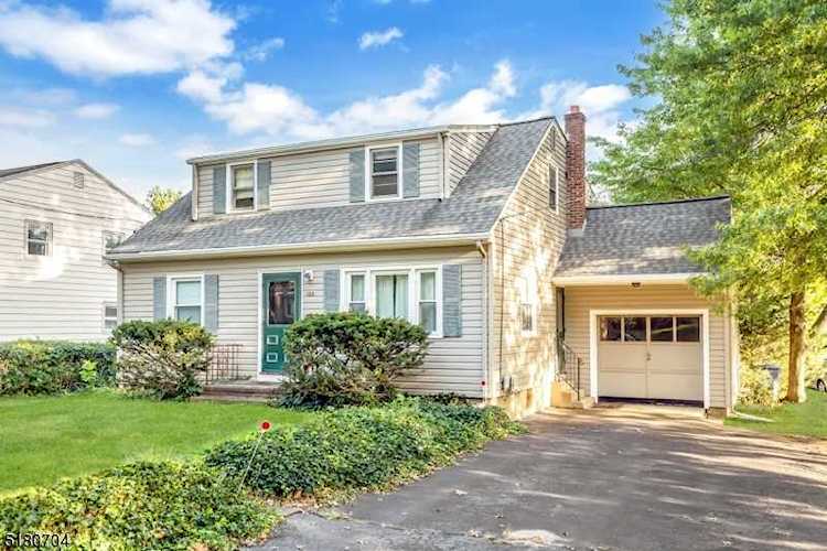 182 Midway Ave Fanwood Boro, NJ 07023