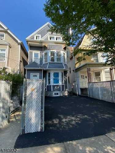 253 N 7Th St Newark City, NJ 07107