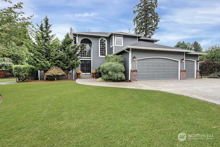 23823 105th Street Ct E Buckley, WA 98321