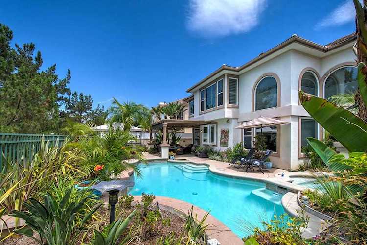 7 Woodbridge Ct Rancho Santa Margarita, CA 92679