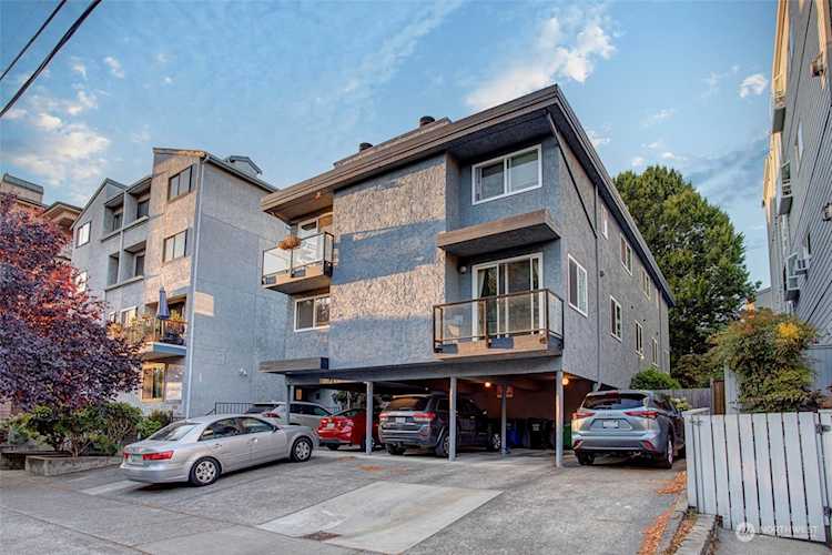 1752 NW 57th St #2 Seattle, WA 98107