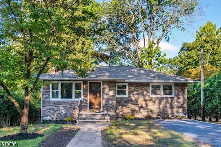 15 Cedar St Morris Twp., NJ 07960