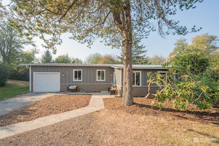 9930 SW 206th Ct Vashon, WA 98070