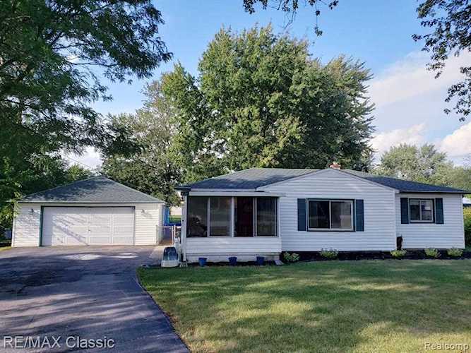 4638 Meigs, Waterford, MI 48329 in Eysters Woodhull Lake Farms|Oakland MLS# 60145171 Photo 1