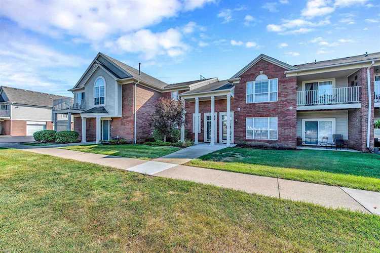 51774 Adler Park Dr. W Chesterfield Twp, MI 48051