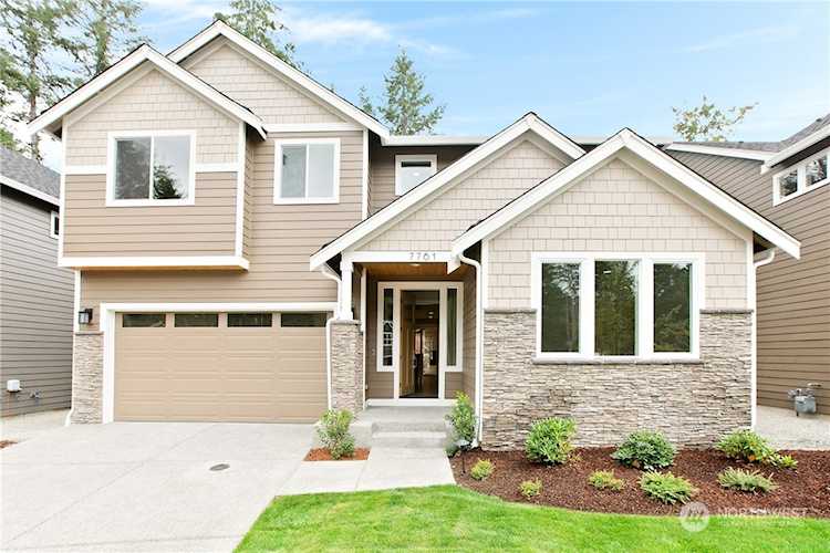16156 8th Ave E Spanaway, WA 98387