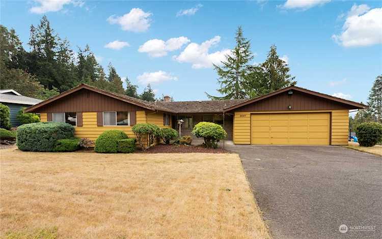 3037 Keel Ave NE Bremerton, WA 98310
