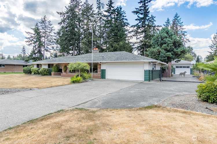 11306 24th Ave E Tacoma, WA 98445
