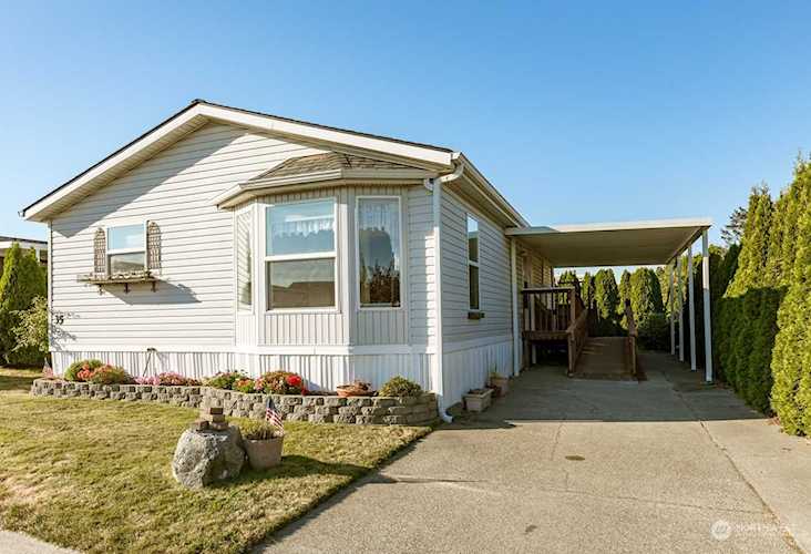 225 NE Ernst #35 Oak Harbor, WA 98277