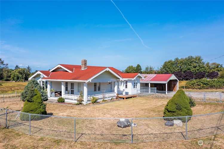 4507 Moran Rd Oak Harbor, WA 98277